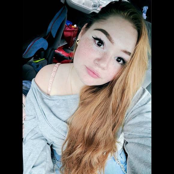 Meet your Posher, Shianna - Picture 1 of 1